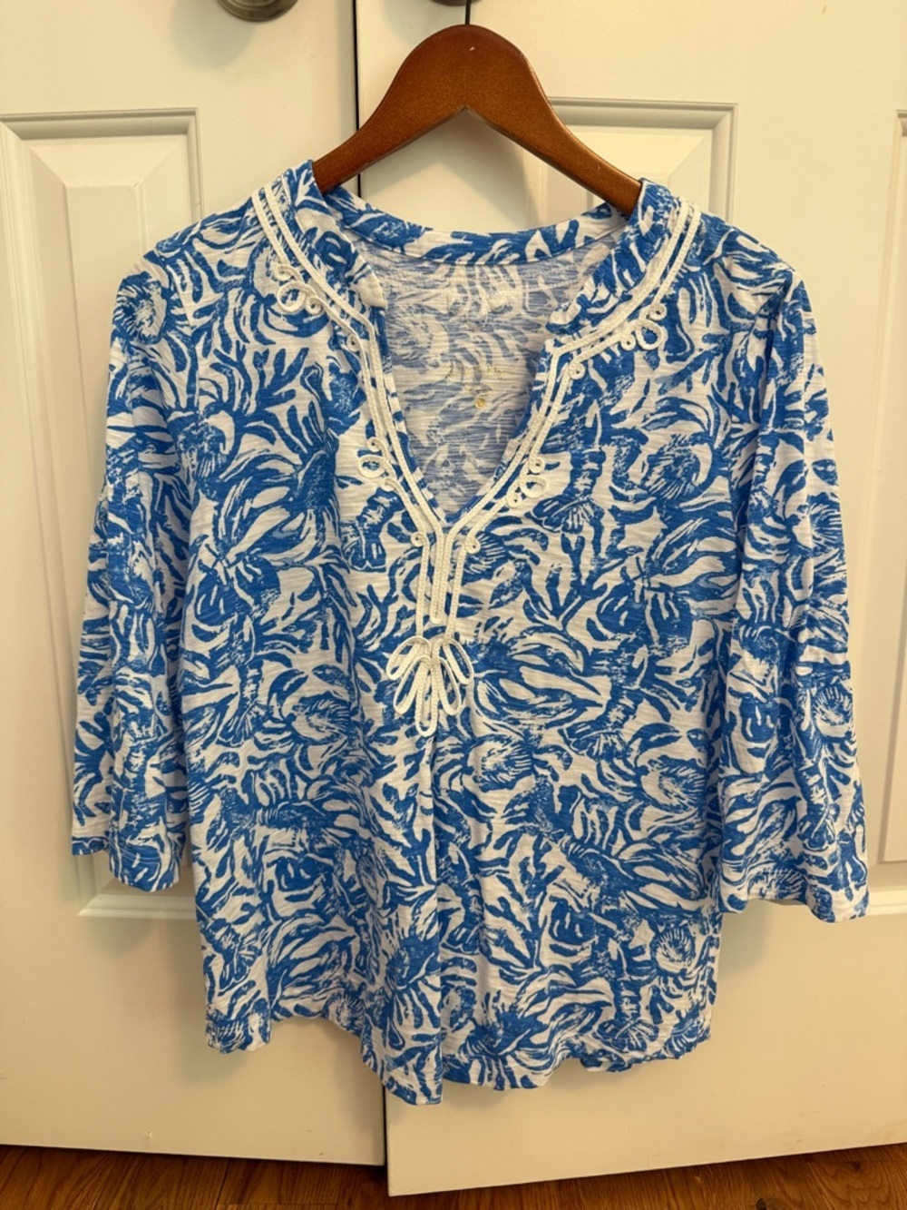 Lilly Pulitzer Kaia Knit Tunic On a Roll Lobster Print Blue and White size Large